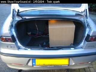 showyoursound.nl - Alfa 156  - twin spark - incar.jpg - de andere kist komt er naast, zoals je ziet t ken net..